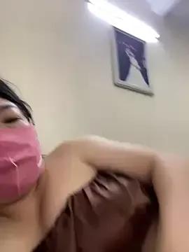 Hachi_Sweetbabie_ on StripChat 