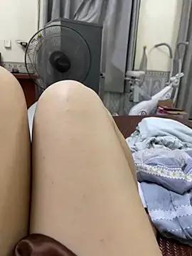 Hachi_Sweetbabie_ on StripChat 