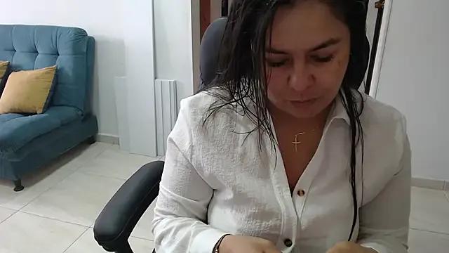 Ixchel_Anaid — Remove the dress
