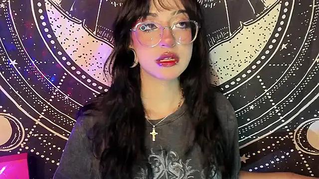 Lilith_crow — Tease me lily 