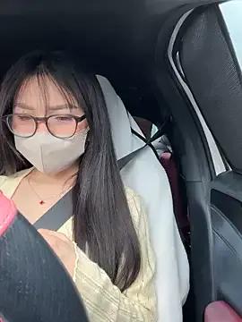 Linh_2004 — Make me cum squirt on the public 