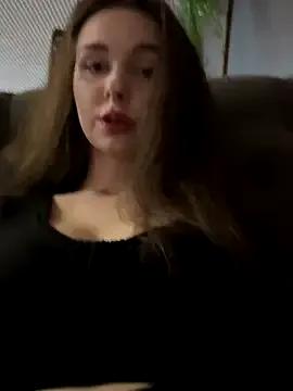 MilaBee — Naked 10 min+blow job