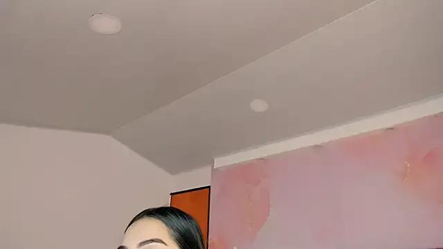 milk_candy18 — Freechat on StripChat
