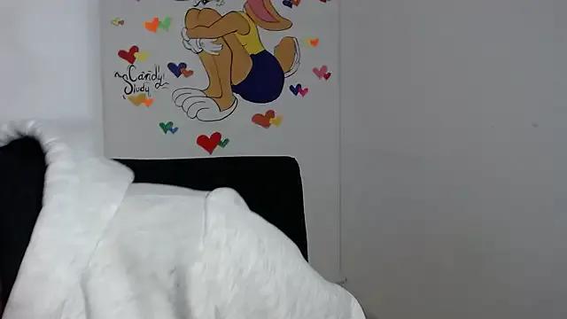 Pocahontas_tw —  BIG ASS MOVEMENT/TWERK 