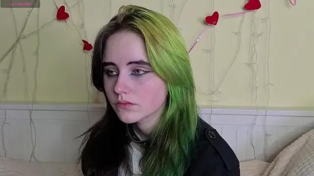 PortiaHedge — find out the color of my panties