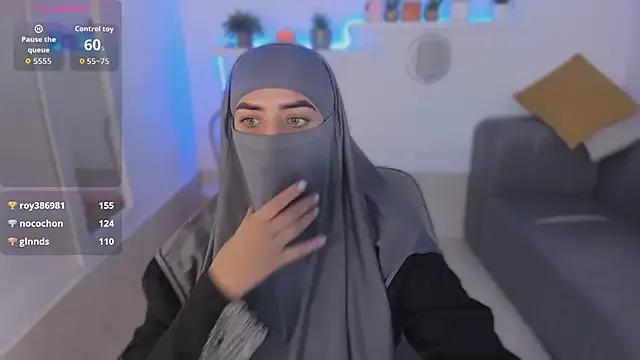 salma_arabicc — show boobs