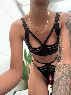TweetiePieXXX — DILDO PUSSY PLAY