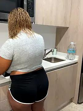 x_deluLuz_x — Ride Dildo and Squirt