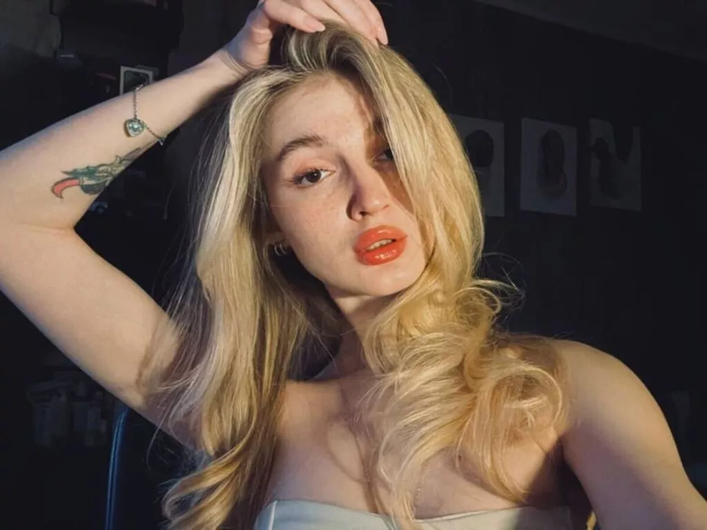 LilithTreasure — what I love most is the thrill of control---commanding attention with just a glance or a word in my no-nude domination shows. There's nothing like the rush of bending someone's will with my voice and vibe, all while keeping it classy and...