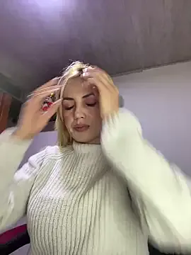 alicev_kitty — suck nipples and rain milk 